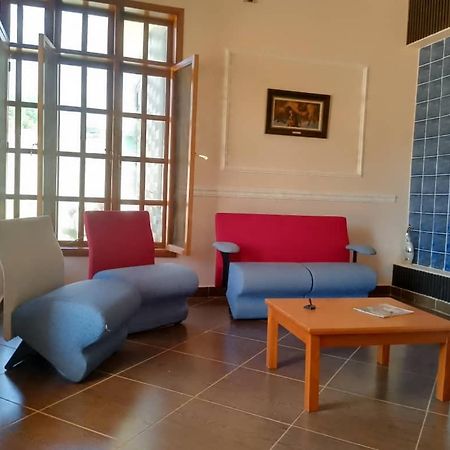 Space Lodge And Tours Muleba Екстериор снимка